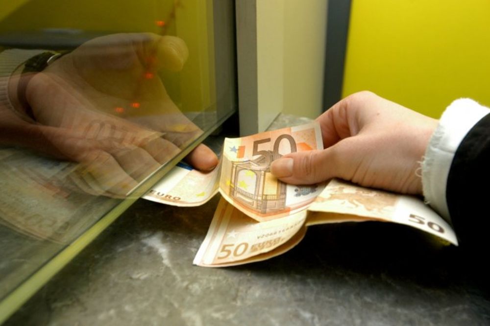 VIKEND KURS: Evro 119,03 dinara