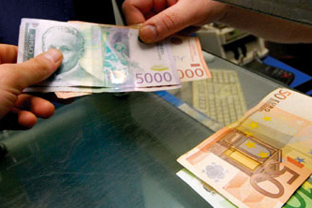 Evro danas staje 114,4 dinara
