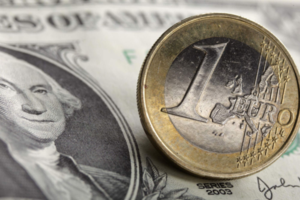 Goldman Saks: Evro će se do 2017. izjednačiti sa dolarom