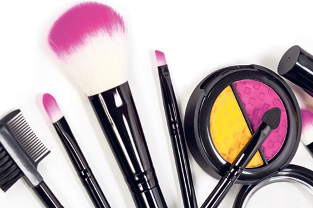 PORESKA UPRAVA: 73,5 odsto trgovaca na Sajmu kozmetike ne izdaje račun