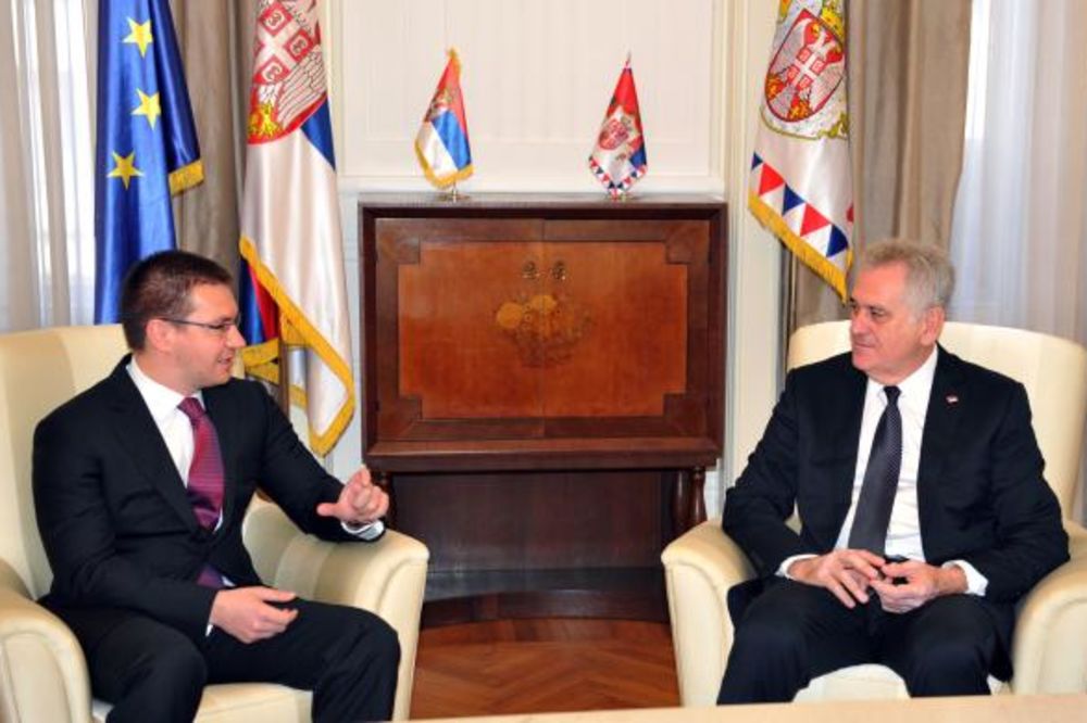 Predsednik Nikolić sa direktorom NIS Kravčenkom