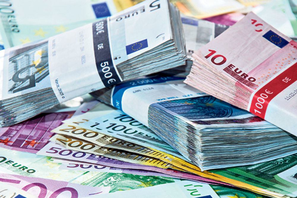 DINAR MIRAN I STABILAN: Evro danas 117,56 po srednjem kursu
