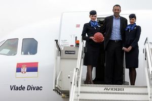 VEŽITE SE, POLEĆE VLADE: Avion Er Srbije dobio ime po Divcu!