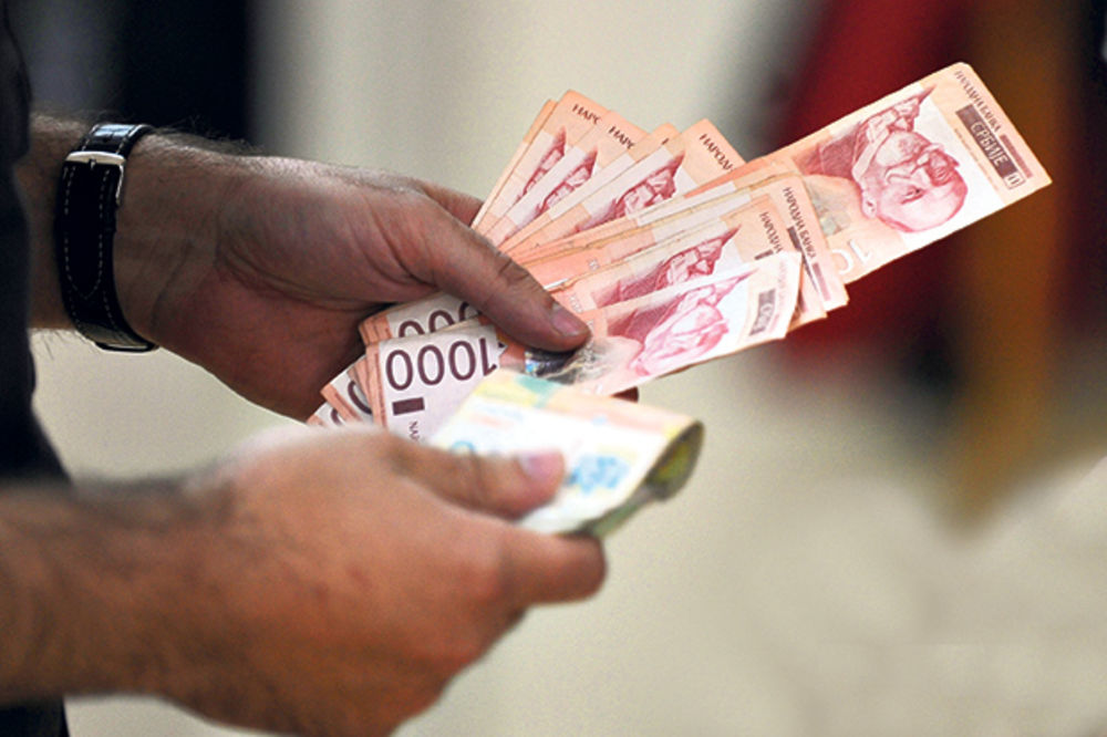 Falsifikovanih dinara 50 odsto manje u opticaju