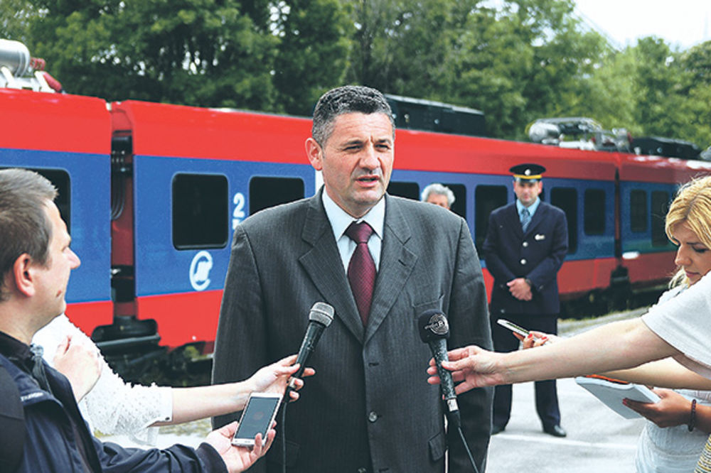 NA MOKROJ GORI PREBIJAJU DUGOVE: Uprava Železnica časti sa 200.000 za dil s Bugarima
