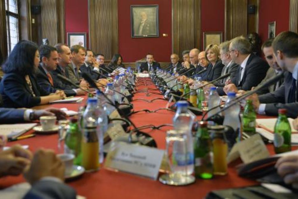 JORGOVANKA PRIMILA GOSTE: Počeli zvanični razgovori misije MMF i srpske delegacije