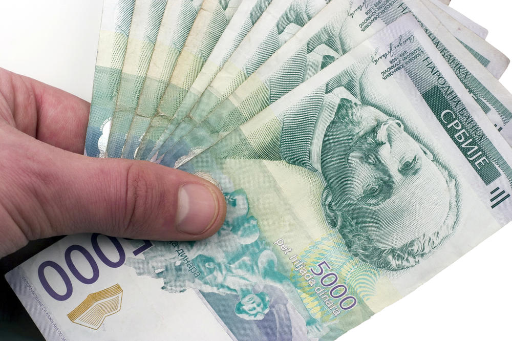 STIŽE POMOĆ ZA RADNIKE POŠTE: Vlada Srbije ispunila dogovor - Svi će dobiti po 20.000 dinara, ali postoji jedan uslov!