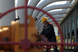 RUSI MERKAJU PETROHEMIJU: Gaspromnjeft zainteresovan za privatizaciju pančevačkog preduzeća