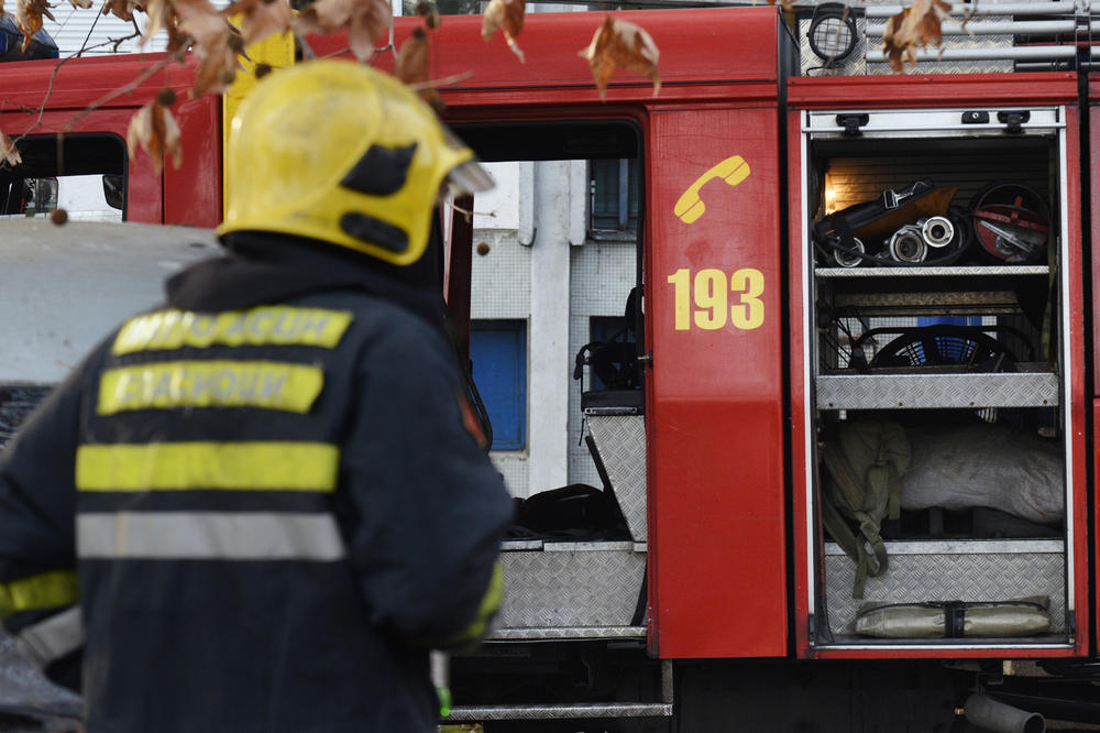 DRAMA NA ZLATIBORSKOM DRUMU, SPREČENA TRAGEDIJA: Zlatiborcu se na magistrali zapalila kola u punoj brzini