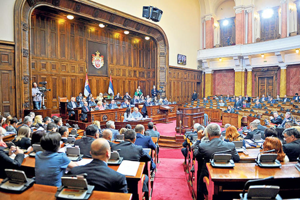 SKUPŠTINA SRBIJE: Poslanici nastavili raspravu o izboru guvernera NBS