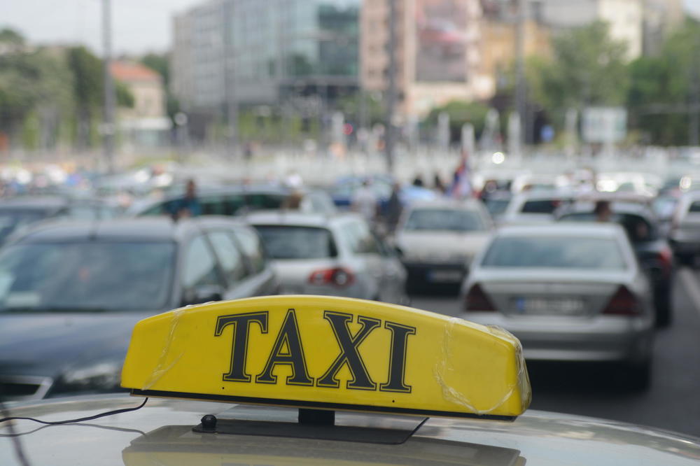 MINISTARKA MIHAJLOVIĆ: Protesti taksista prave dosta problema u saobraćaju