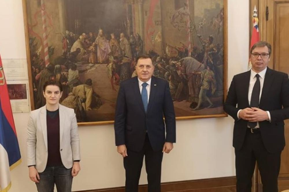 RAZGOVOR U PREDSEDNIŠTVU: Vučić i Brnabićeva sastali se s Dodikom