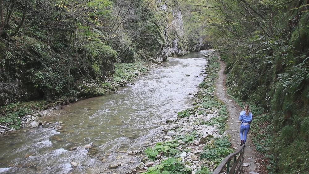 Visočka banja, Veliki Rzav, termalni izvor