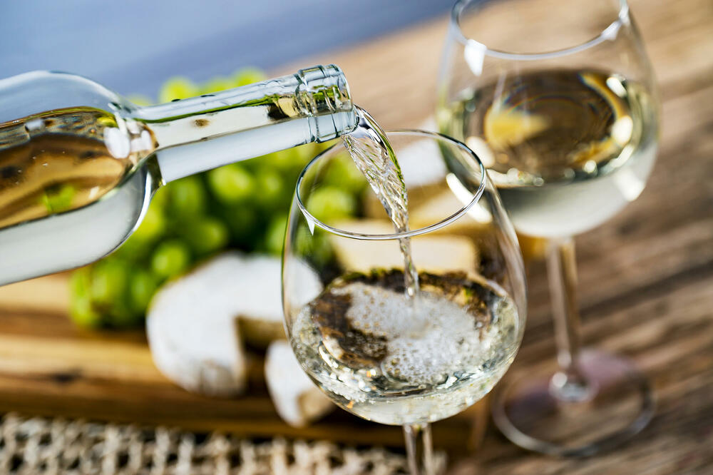 ZA SRBIJU NEMA ZIME: Kvote za uvoz vina iz Evropske unije ostaju iste, najviše boca dolaziće iz ove susedne države
