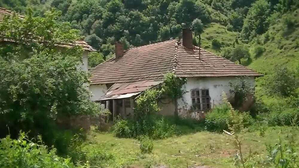 Topli Do, Stara planina, srpsko selo, selo, napušteno selo, seoska kuća, seoske kuće