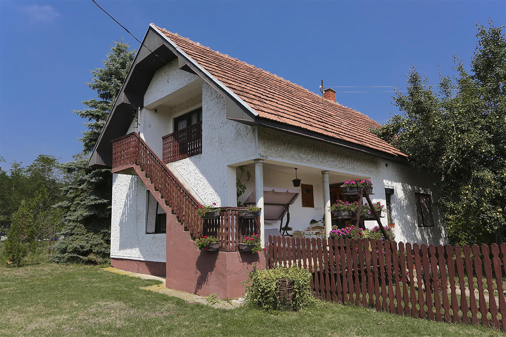 kuća u Srbiji, kuća, srpska kuća, kuće, kuće u Srbiji, ilustracija kuća