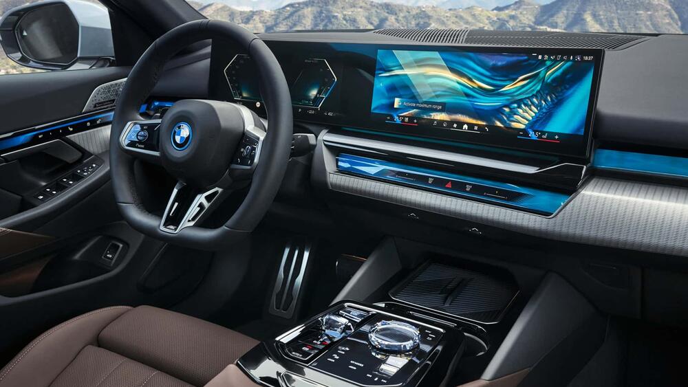 BMW 5 osme generacije, BMW, BMW Serija 5