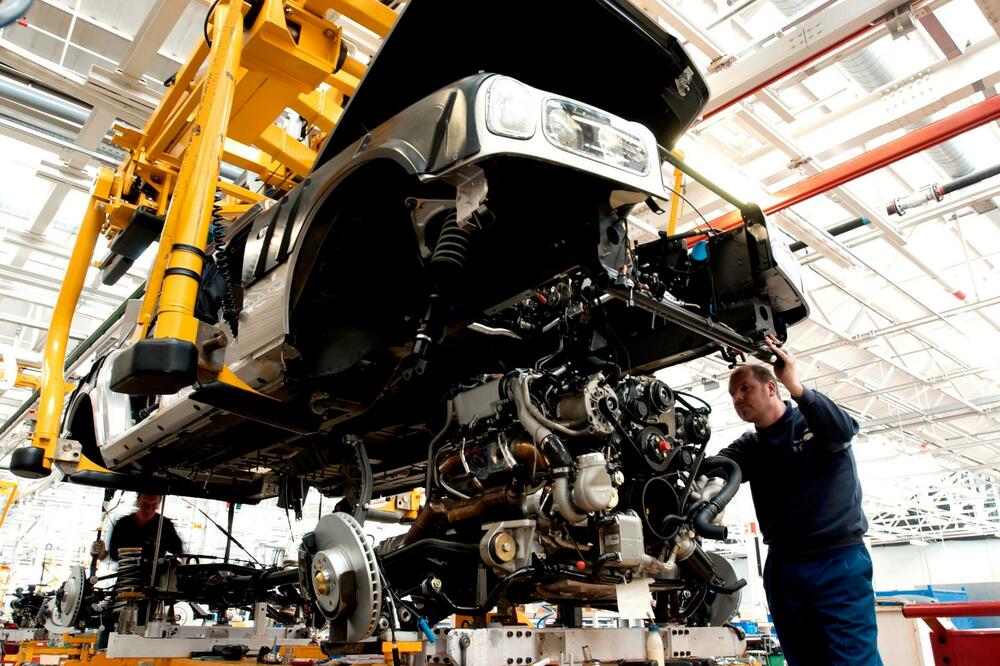 NEMAČKI GIGANT PROGLASIO BANKROT: Novi šok za automobilsku industriju, radnici širom sveta ostaju bez posla, udarila kriza