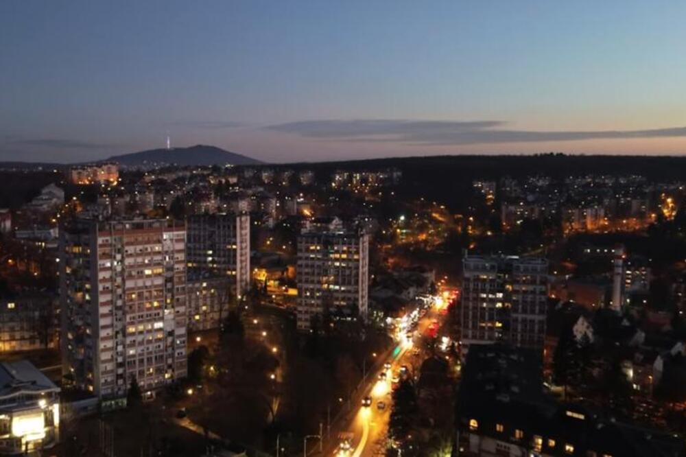 "BUDALA JE SAMO ONAJ KO GA KUPI" Opasno naljutila Beograđane oglasom za prodaju stana na Kanarevom brdu