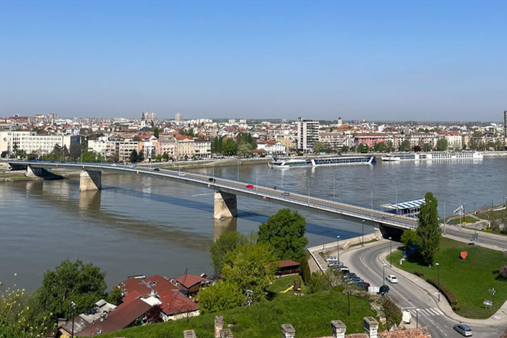 Novi sad, Varadinski Most